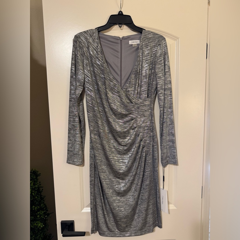 ✨NWT Calvin Klein Women's Silver Long Sleeve Dress 👗 ✨